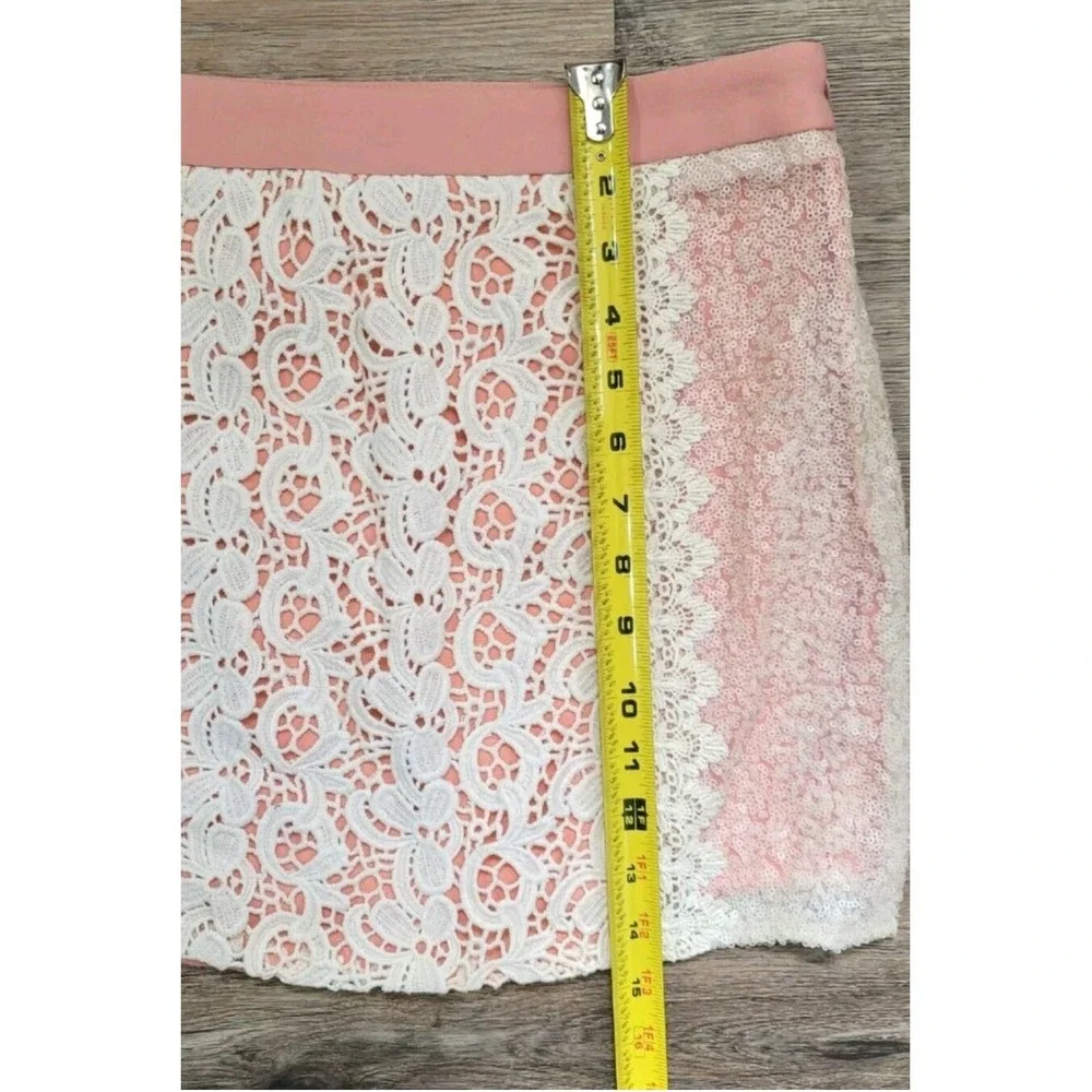 Champagne & Strawberry Sequin and Crocheted Skirt Size M NWT - Picture 10 of 10